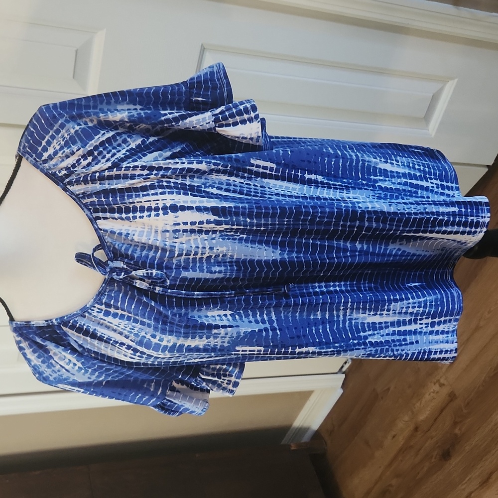 Tamera, Women's Top, Excellent condition, Size Large, Blue, white - Picture 2 of 9